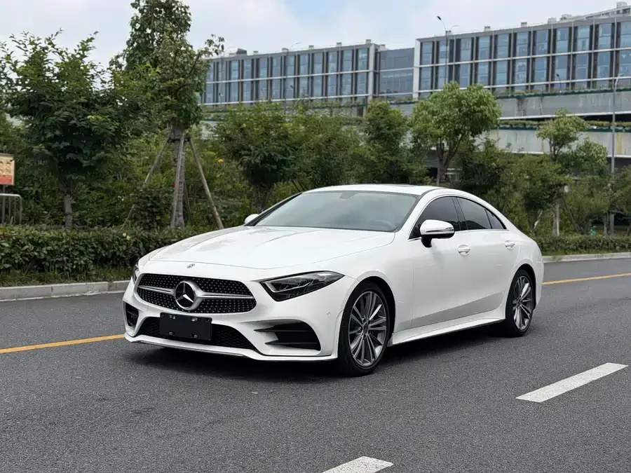 Mercedes Benz CLS