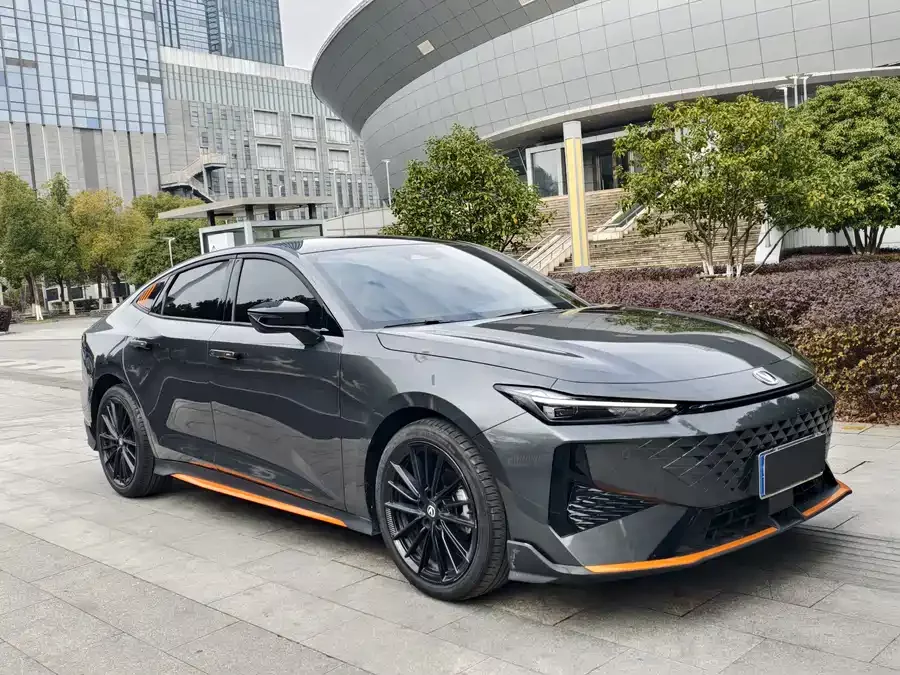 Changan UNI-V