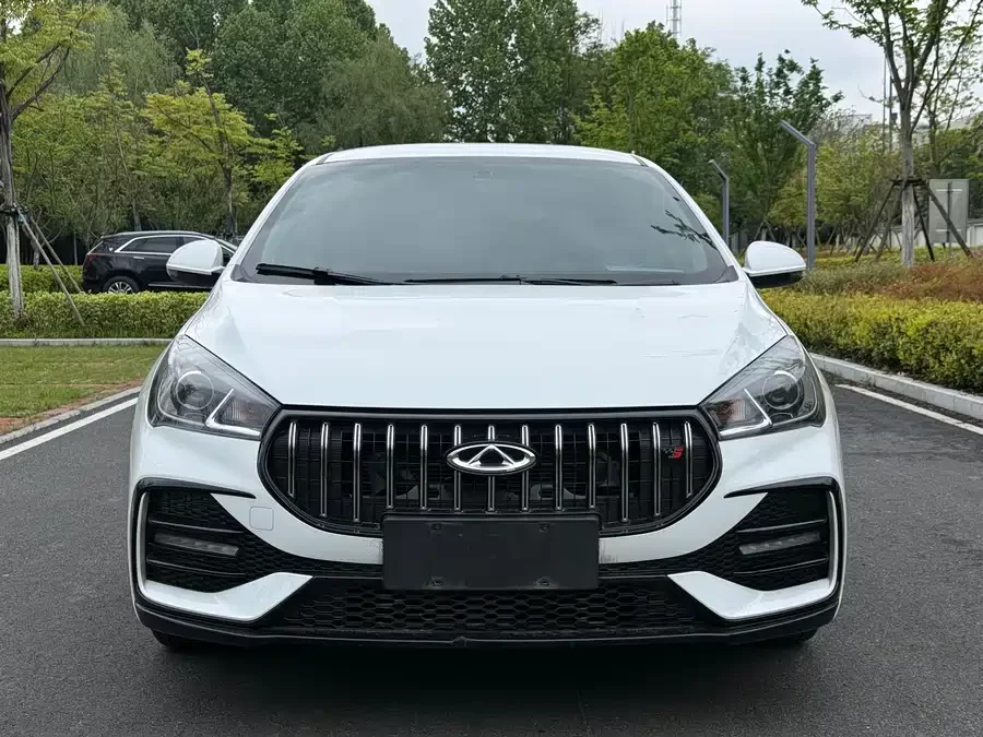 Chery Arrizo 5