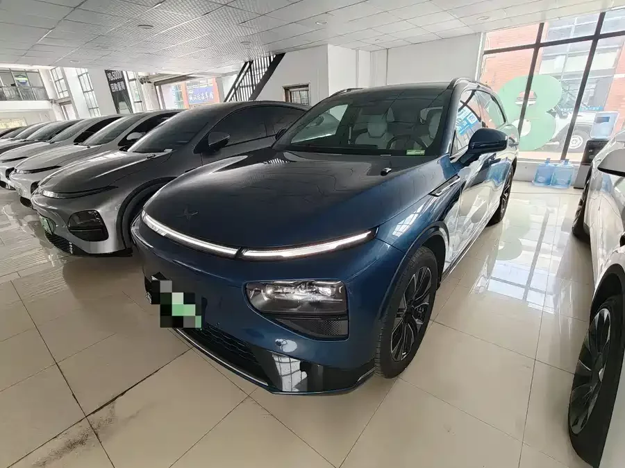 Xpeng G9