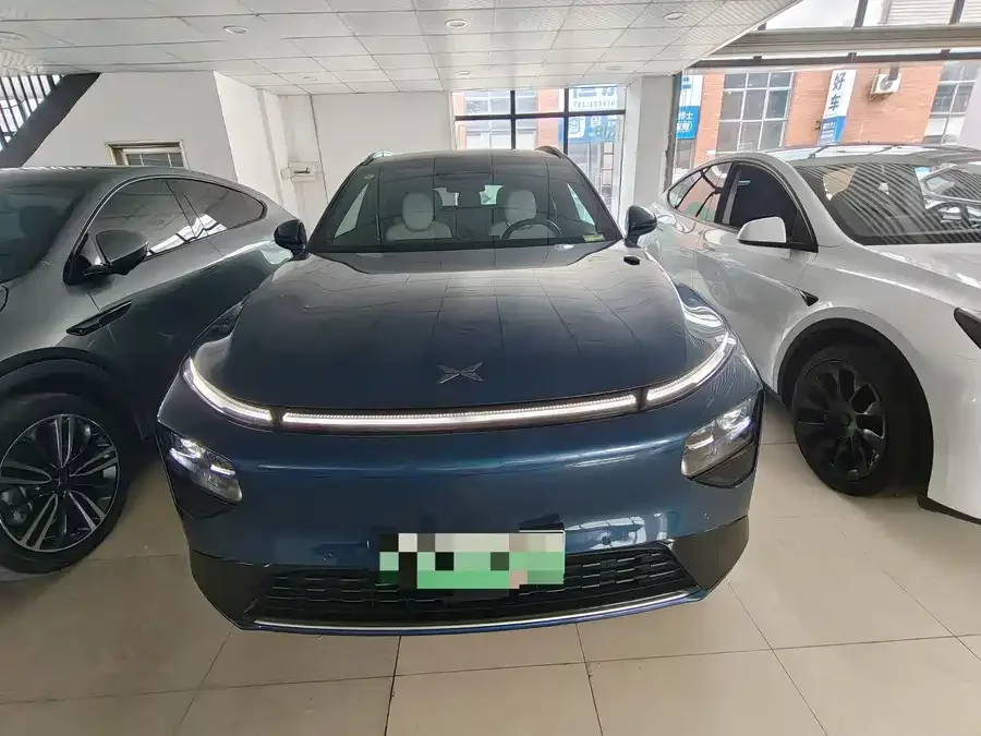 Xpeng G9