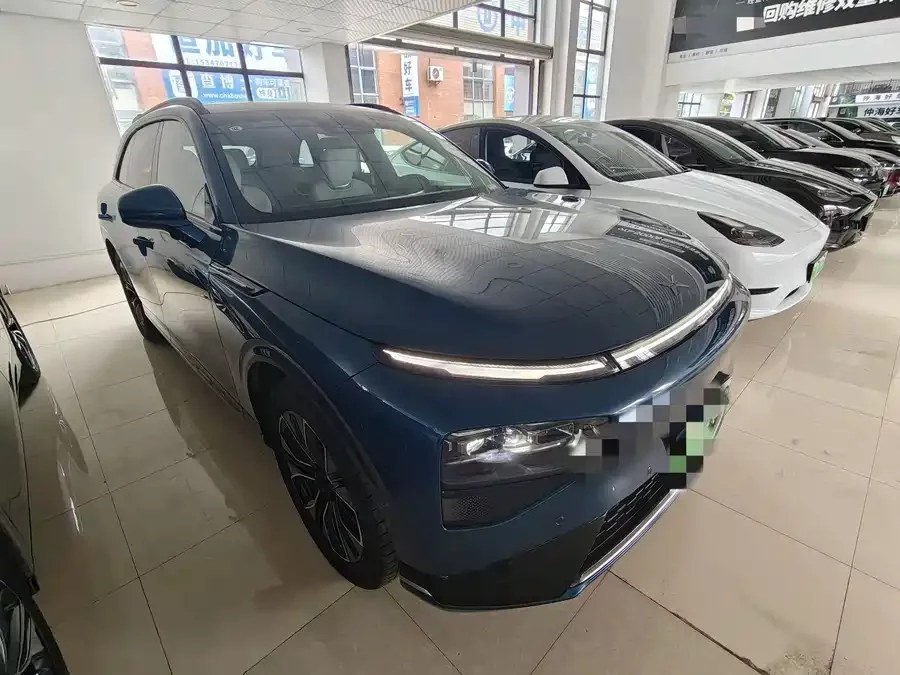 Xpeng G9