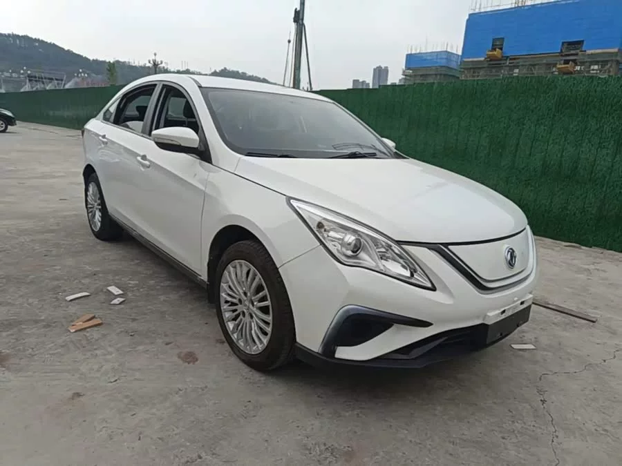 Dongfeng Fengxing S50EV