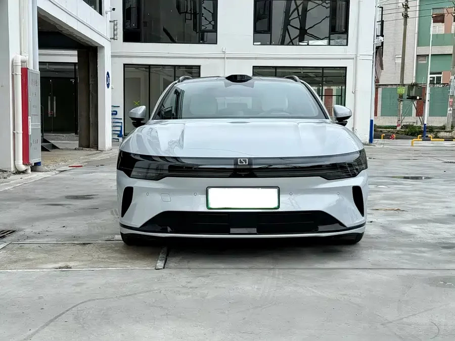 Zeekr 007GT