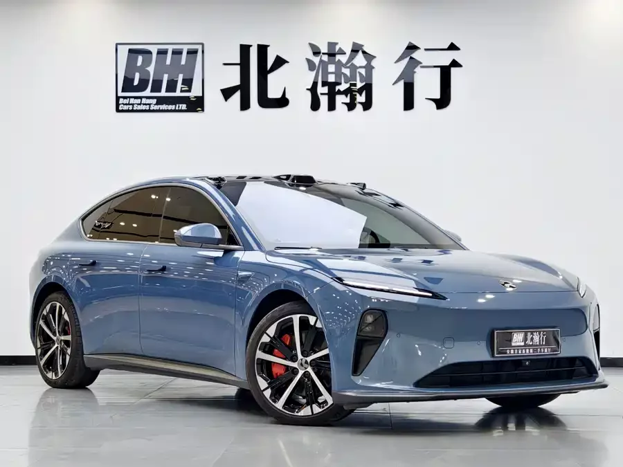 NIO ET5