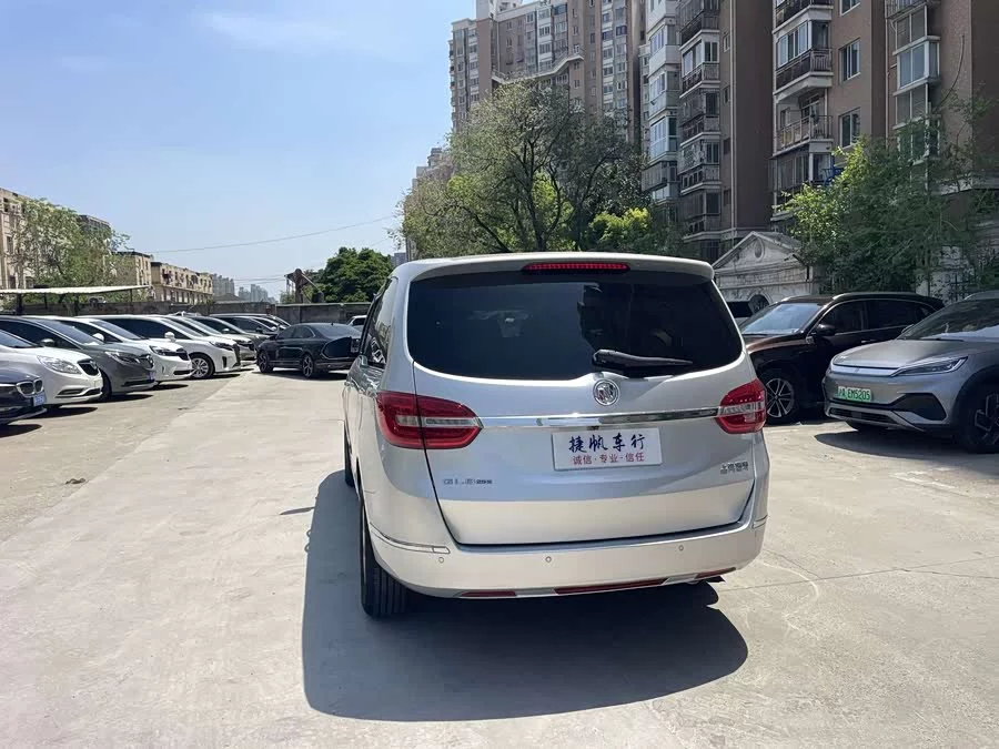 Buick GL8