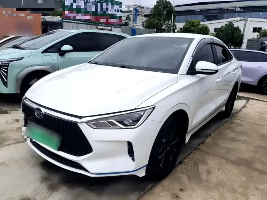 BYD e3