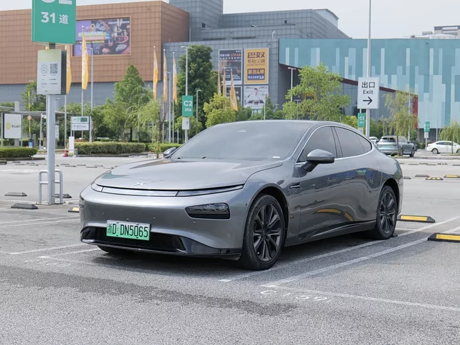 Xpeng P7