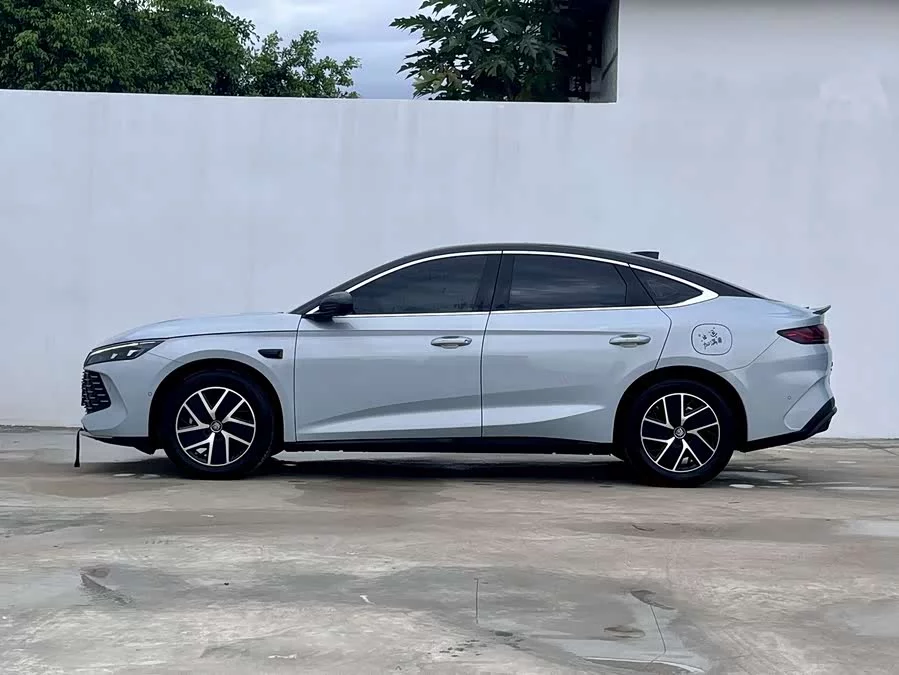 BYD Qin L