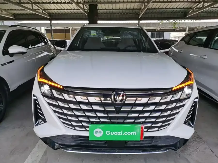 Changan UNI-Z PHEV