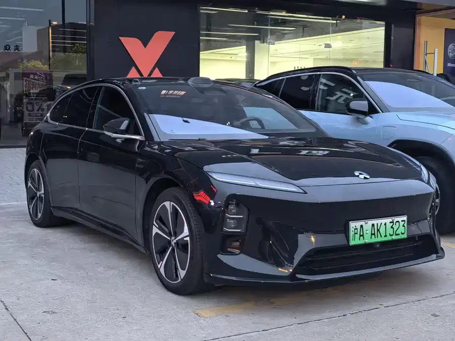 NIO ET5T