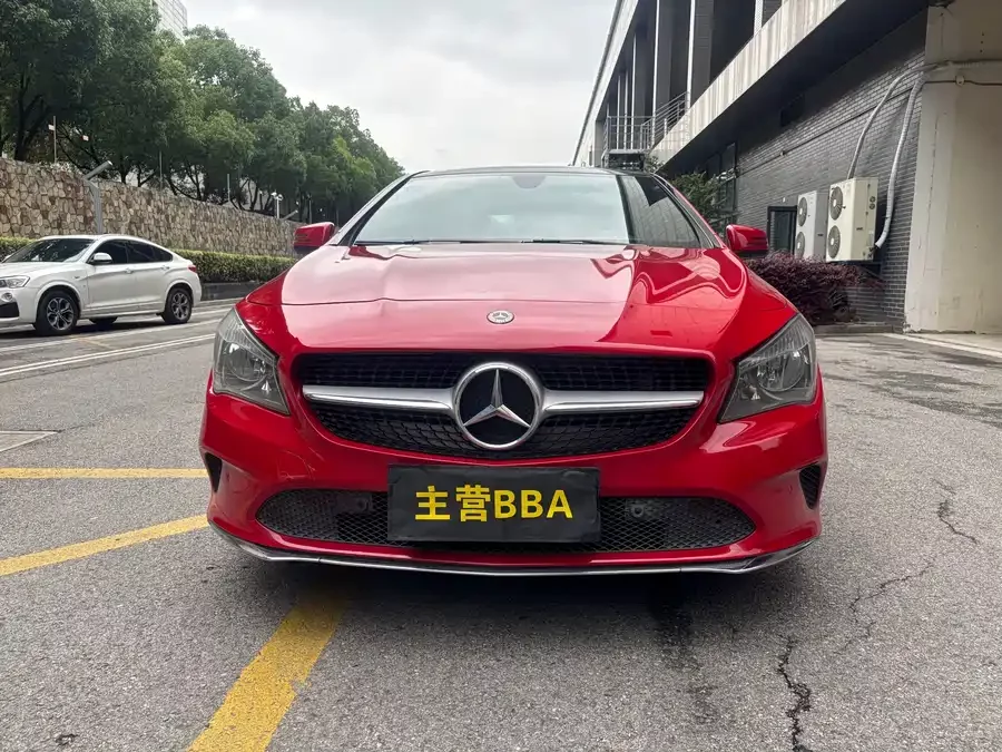 Mercedes-Benz CLA