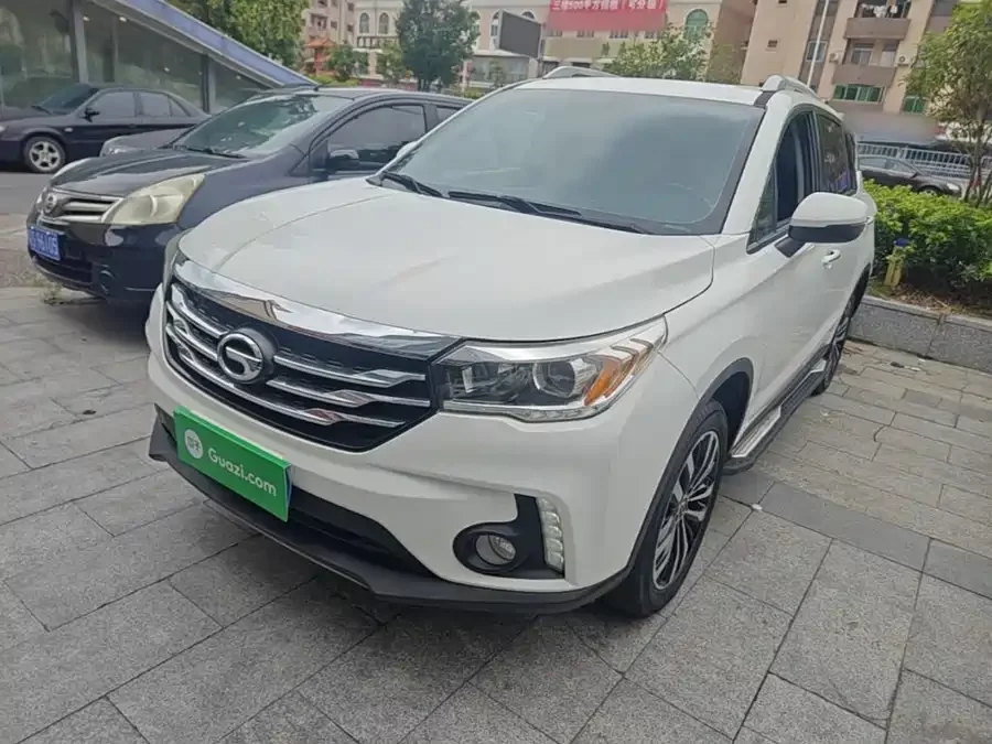 GAC Trumpchi GS4