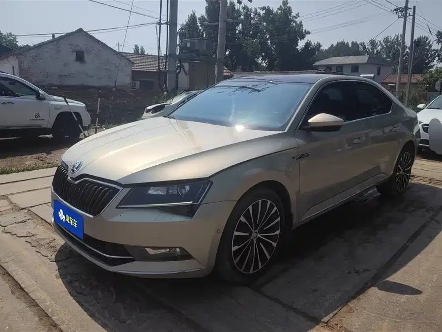 Skoda SuperB