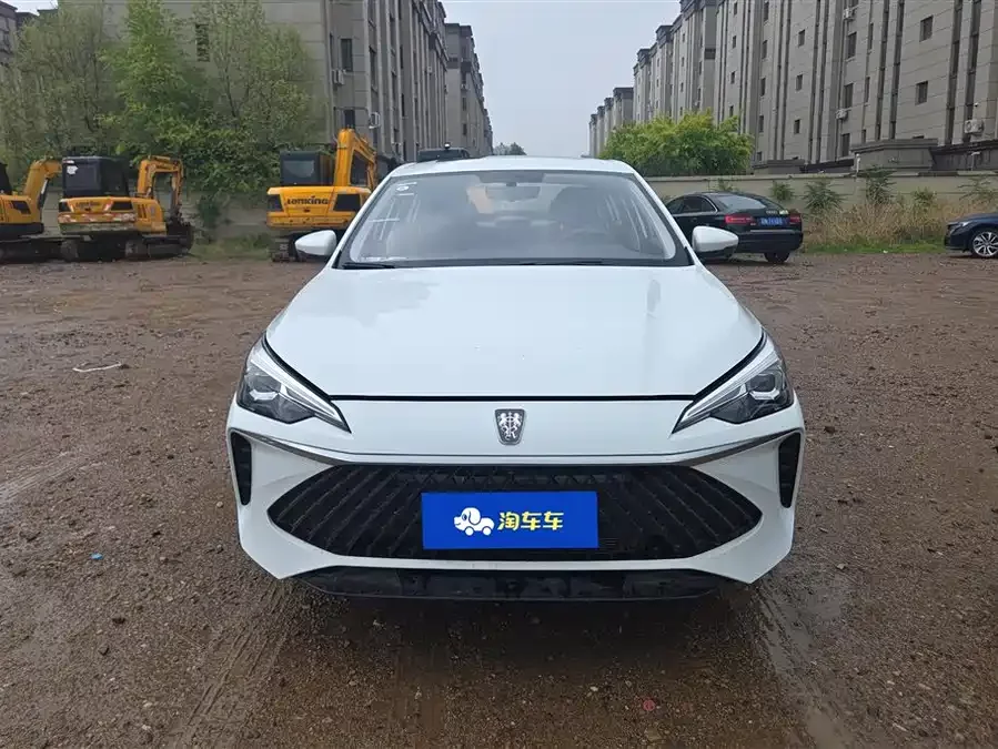 Roewe i5