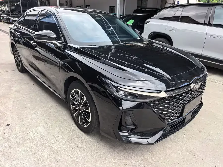 Chery Fengyun A8