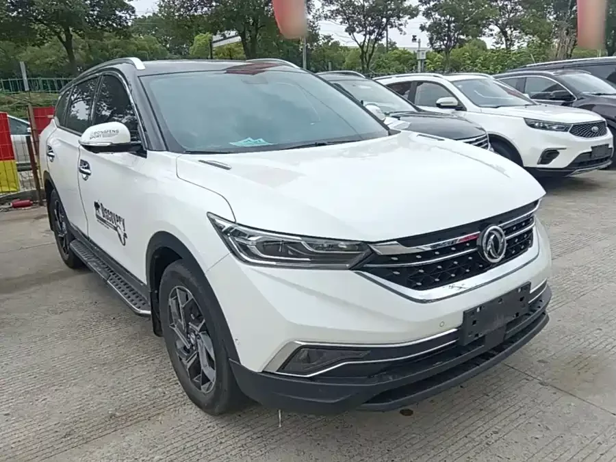 Dongfeng AX7