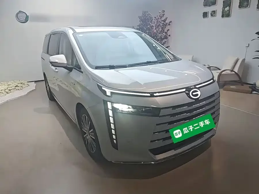 GAC Trumpchi E8 PHEV
