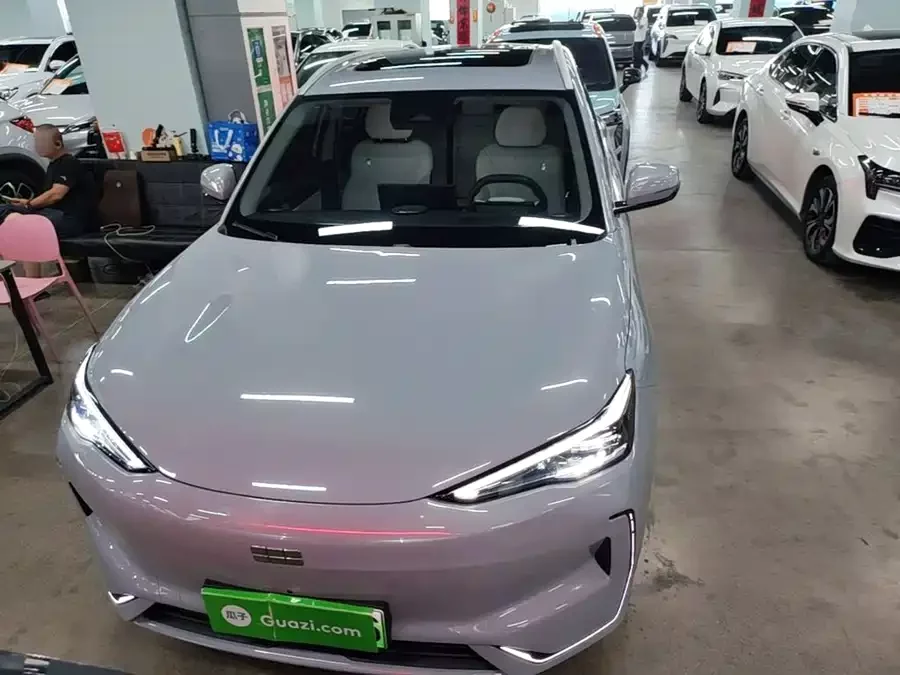 Geely Galaxy E5