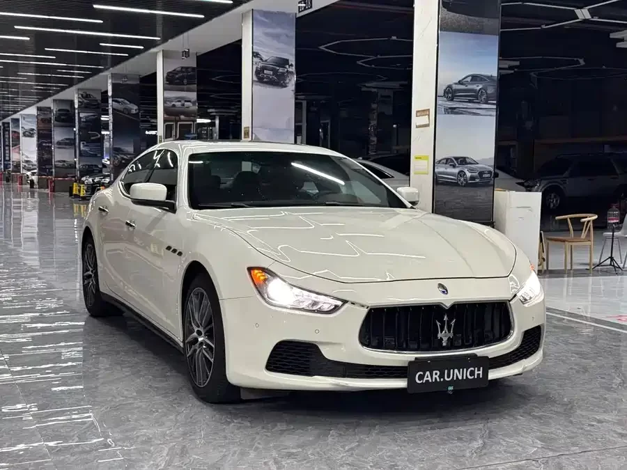 Maserati Ghibli