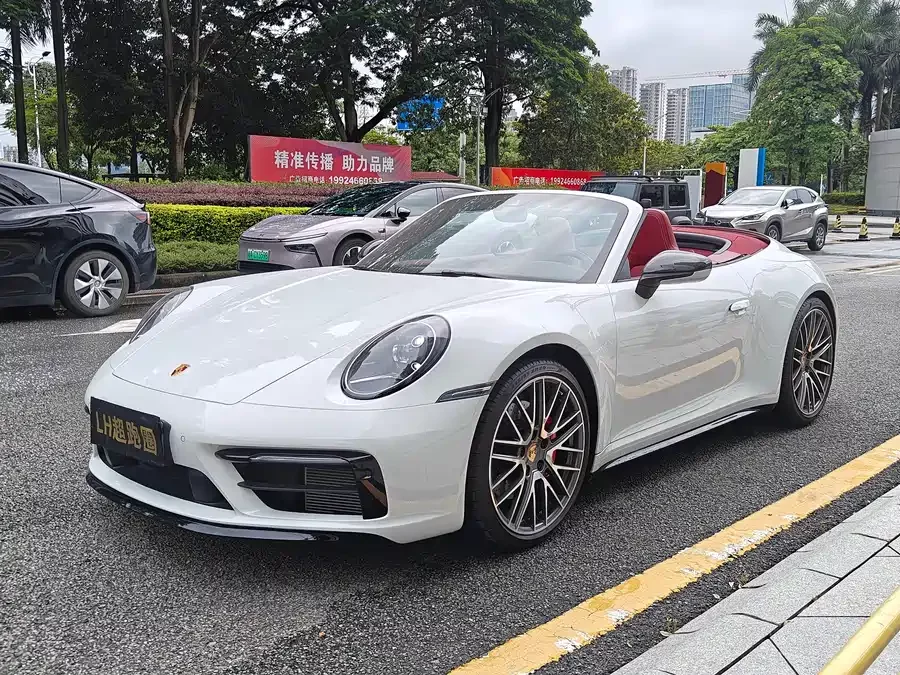 Porsche 911