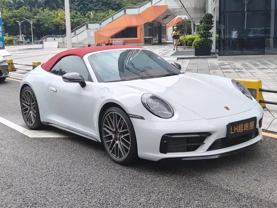 Porsche 911