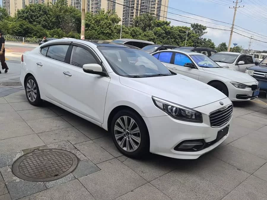 Kia K4