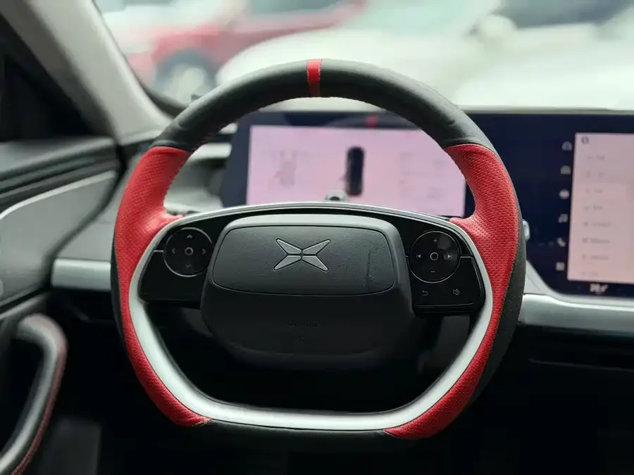Xpeng P7