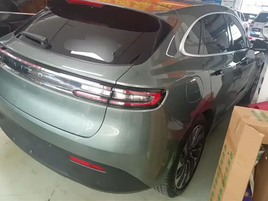 AITO Wenjie M5