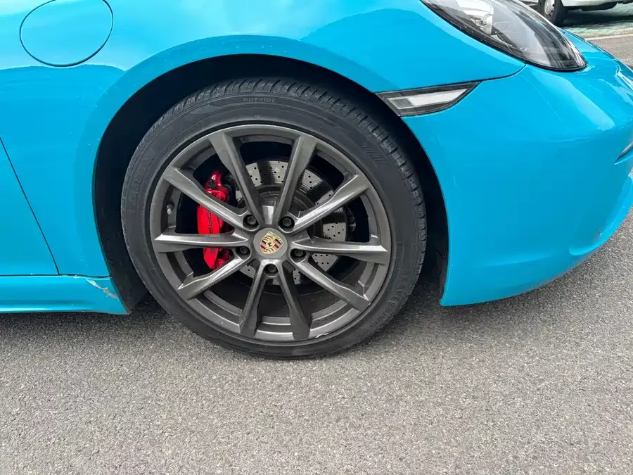 Porsche 718