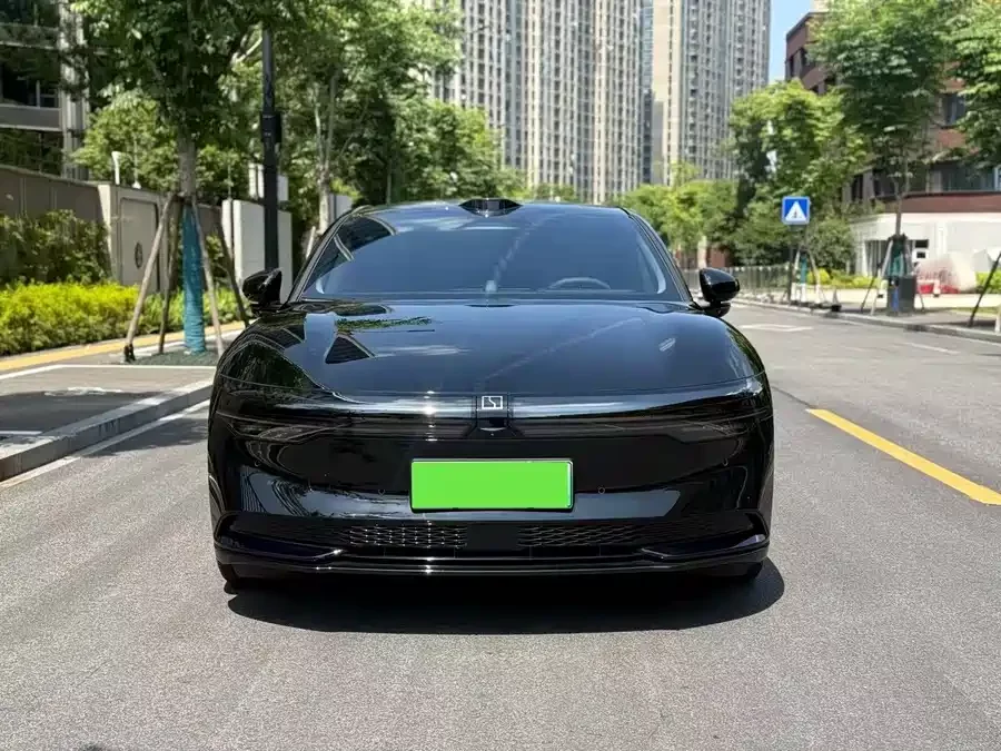 Zeekr 007