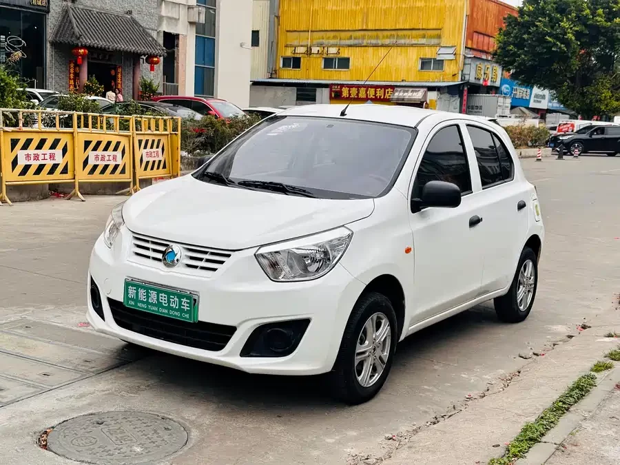 Dongfeng Junfeng ER30