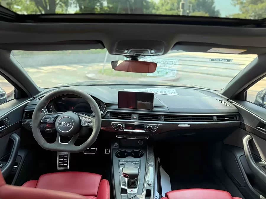 Audi S4