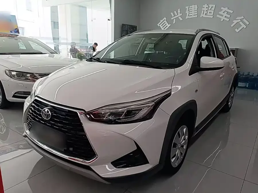 Toyota YARiS L
