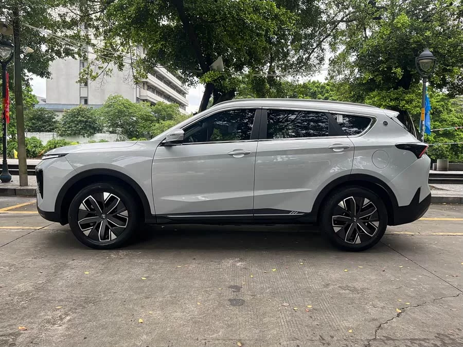 Jetour L7