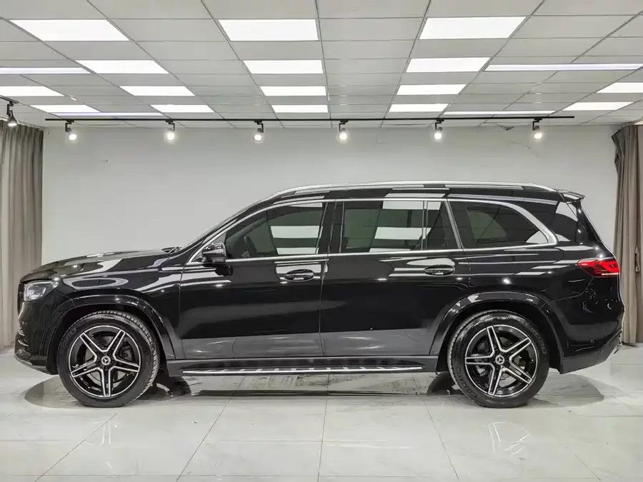 Mercedes Benz GLS