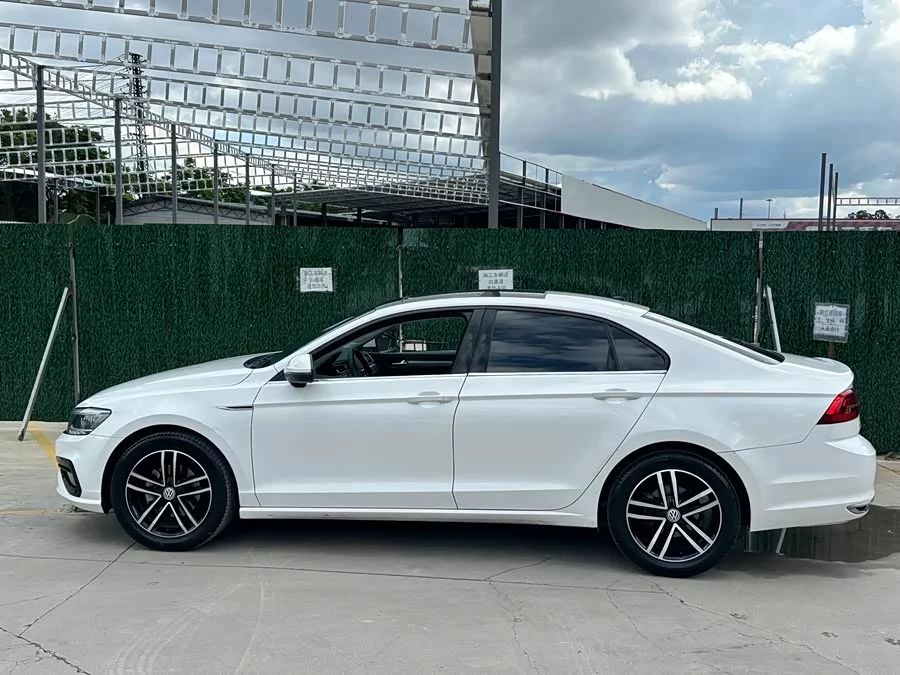Volkswagen Lingdu