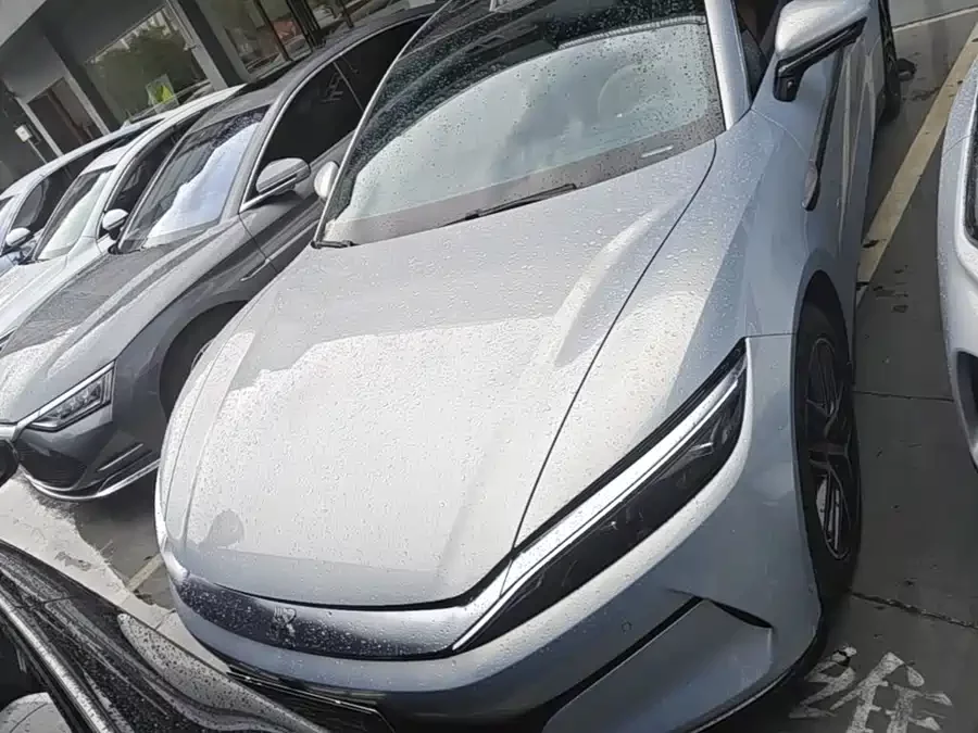 BYD Han L