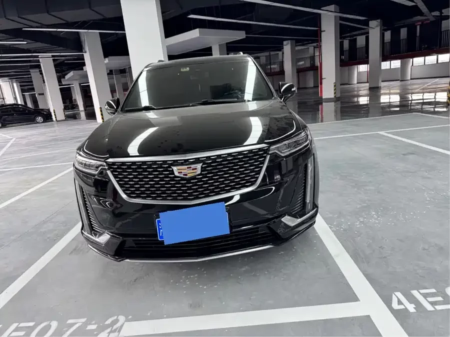 Cadillac XT6