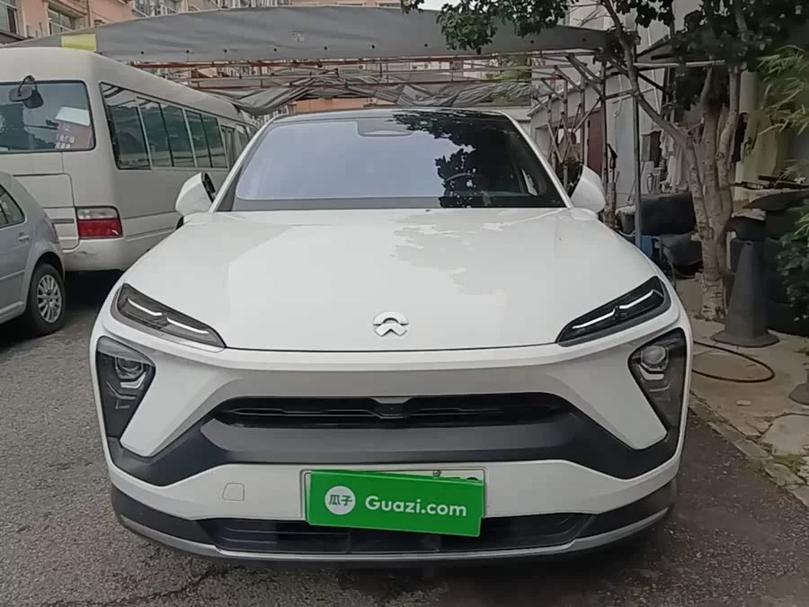 NIO EC6