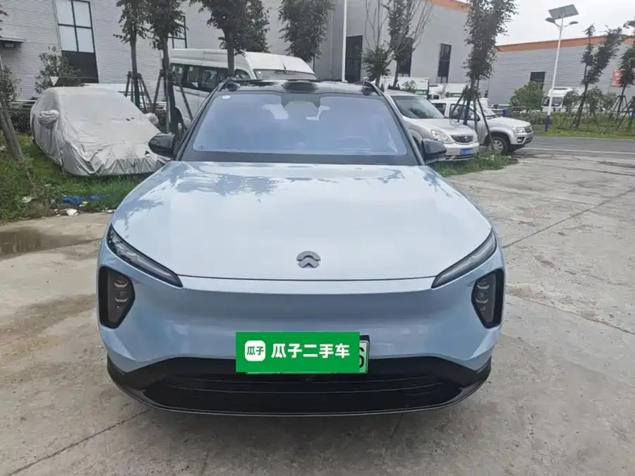 NIO ES6