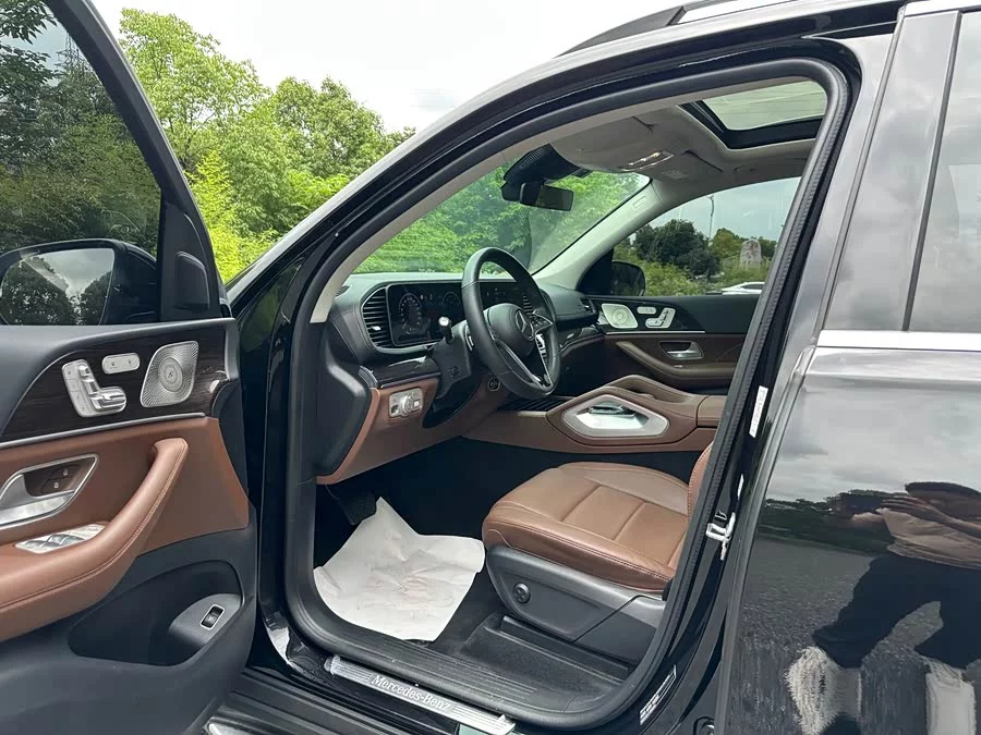 Mercedes Benz GLE (Imported)