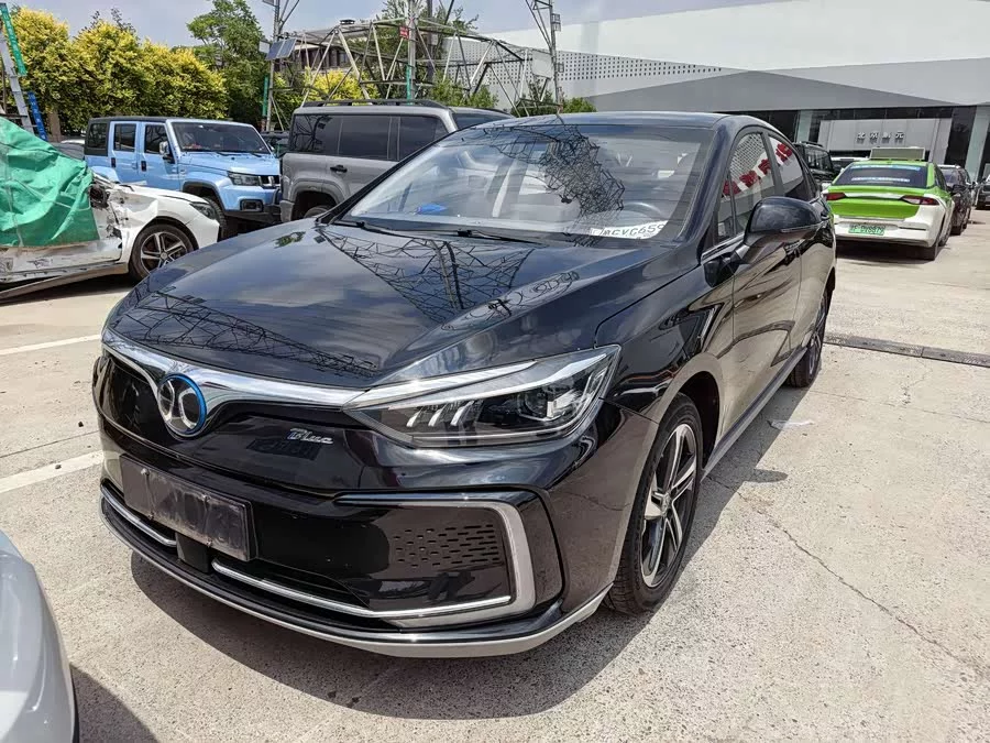 BAIC Beijing EU5
