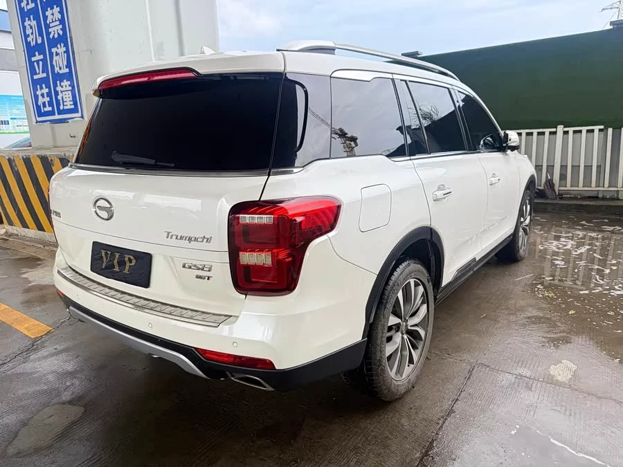 GAC Trumpchi GS8