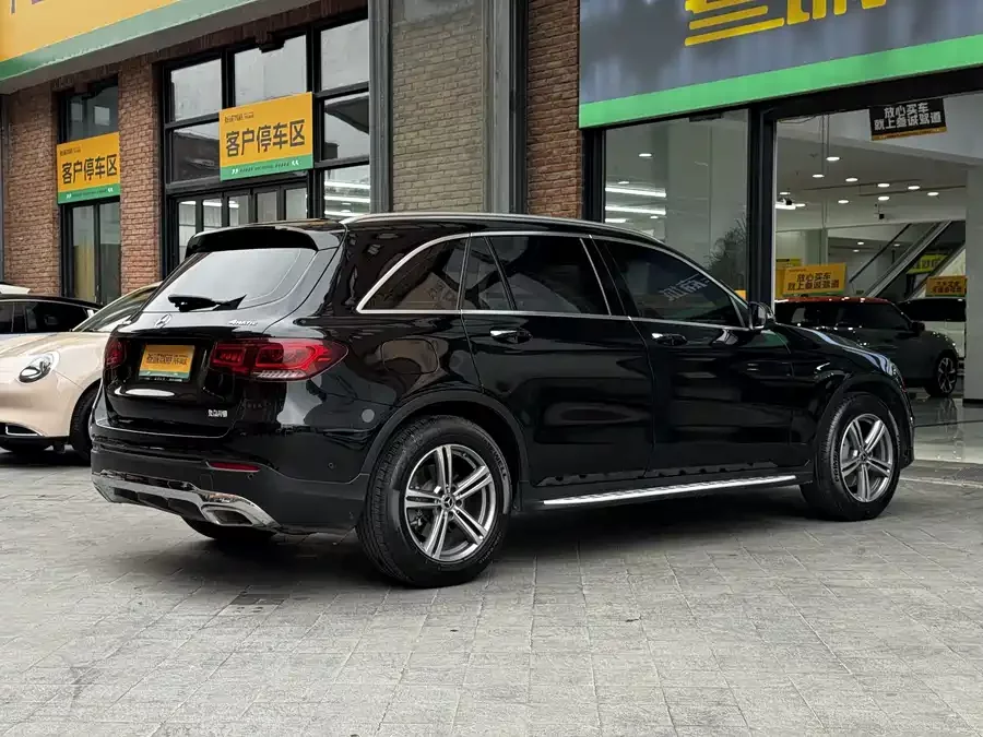 Mercedes Benz GLC