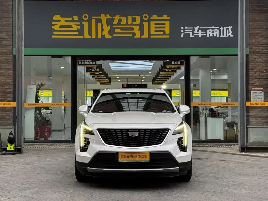 Cadillac XT4