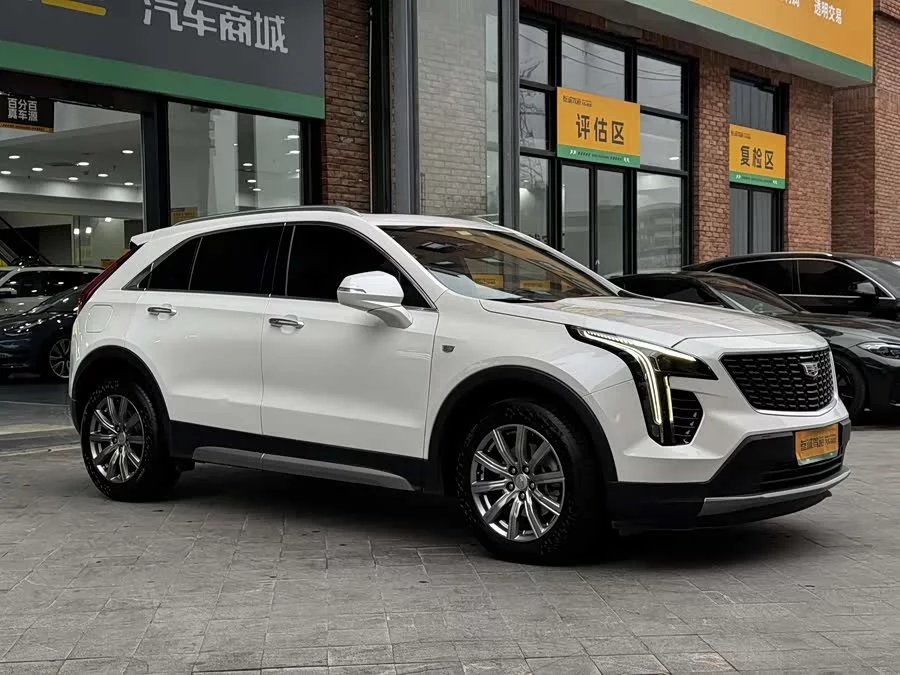 Cadillac XT4