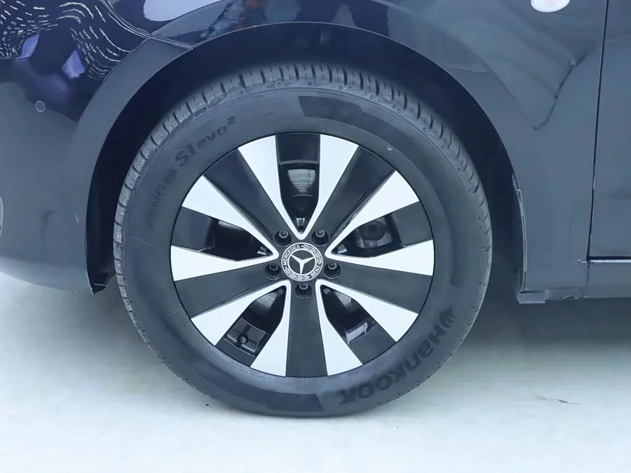 Mercedes Benz Vito
