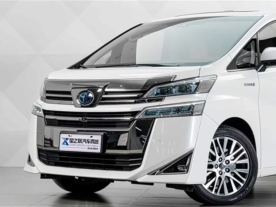 Toyota Crown Vellfire