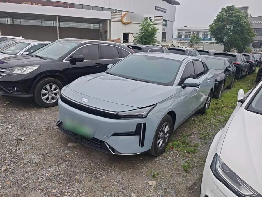 Geely Galaxy L6